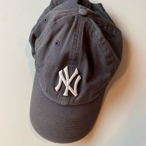 Authentic New York Yankees Baseball Hat by ‘47
